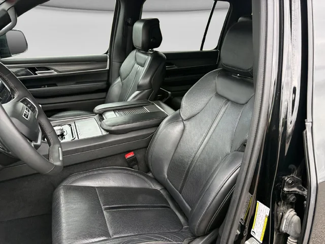 SEMINUEVOS JEEP Wagoneer L a Estados en autogozo
