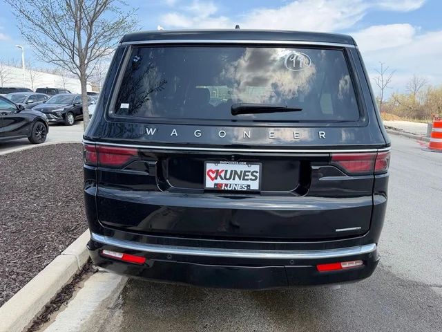 SEMINUEVOS JEEP Wagoneer L a Estados en autogozo