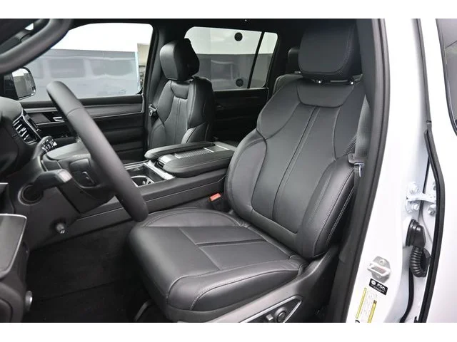 Nuevos JEEP GRAND WAGONEER L à Estados chez autogozo