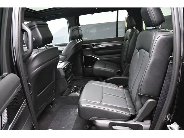 Nuevos JEEP GRAND WAGONEER L à Estados chez autogozo