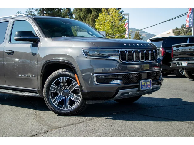 SEMINUEVOS JEEP Wagoneer L a Estados en autogozo