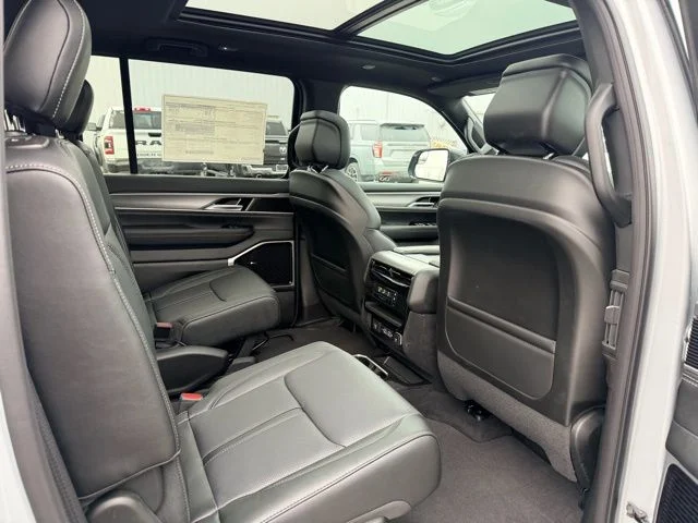 Nuevos JEEP GRAND WAGONEER L à Estados chez autogozo