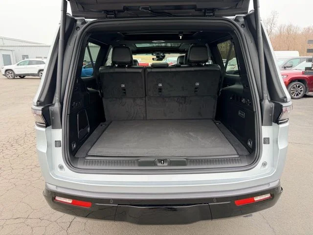 Nuevos JEEP GRAND WAGONEER L à Estados chez autogozo