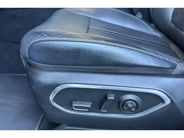 SEMINUEVOS JEEP Wagoneer L a Estados en autogozo