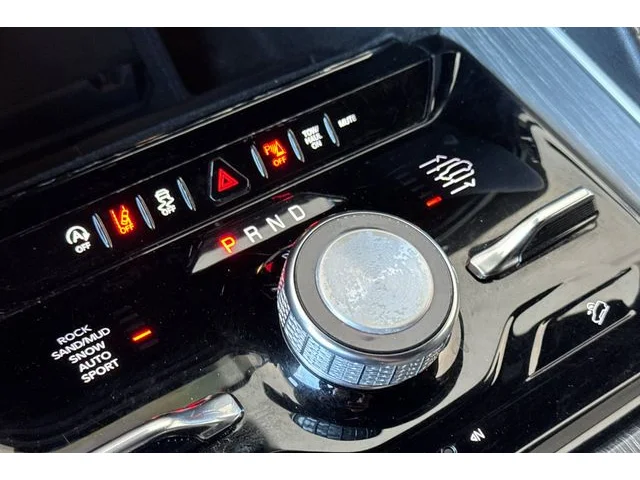 SEMINUEVOS JEEP Wagoneer L a Estados en autogozo