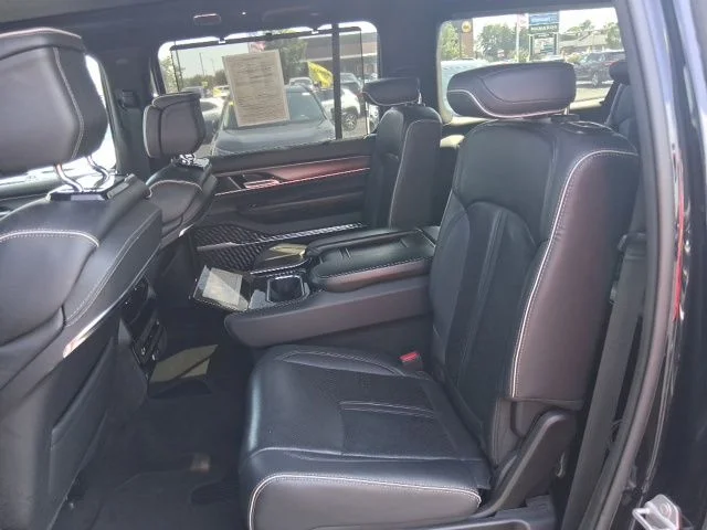SEMINUEVOS JEEP Grand Wagoneer L a Estados en autogozo