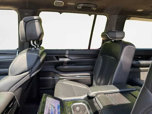 SEMINUEVOS JEEP Grand Wagoneer L a Estados en autogozo