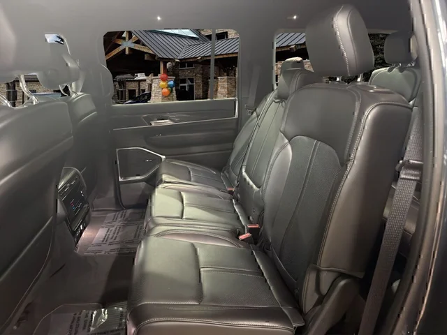SEMINUEVOS JEEP Wagoneer a Estados en autogozo
