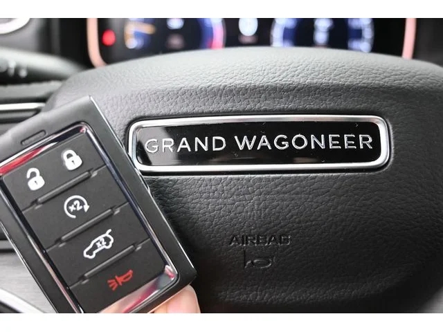 Nuevos JEEP GRAND WAGONEER à Estados chez autogozo