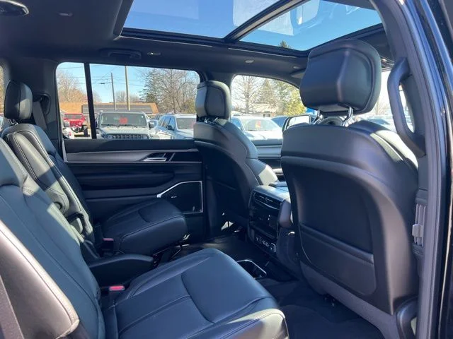 Nuevos JEEP GRAND WAGONEER à Estados chez autogozo