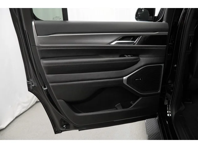 Nuevos JEEP GRAND WAGONEER à Estados chez autogozo