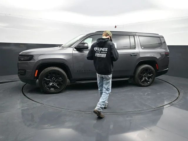 SEMINUEVOS JEEP Wagoneer a Estados en autogozo