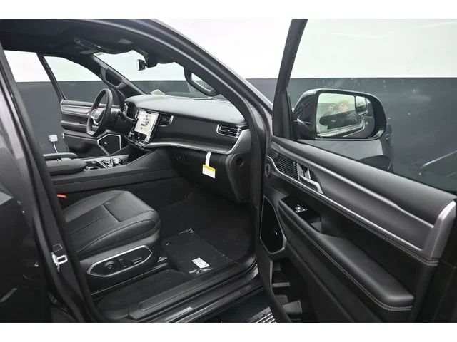 Nuevos JEEP GRAND WAGONEER à Estados chez autogozo