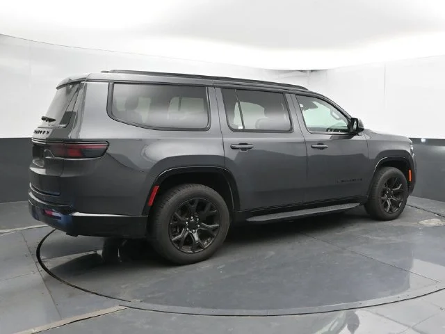 SEMINUEVOS JEEP Wagoneer a Estados en autogozo