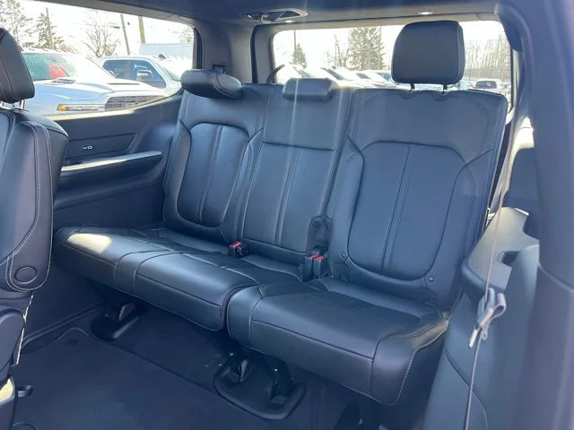 Nuevos JEEP GRAND WAGONEER à Estados chez autogozo