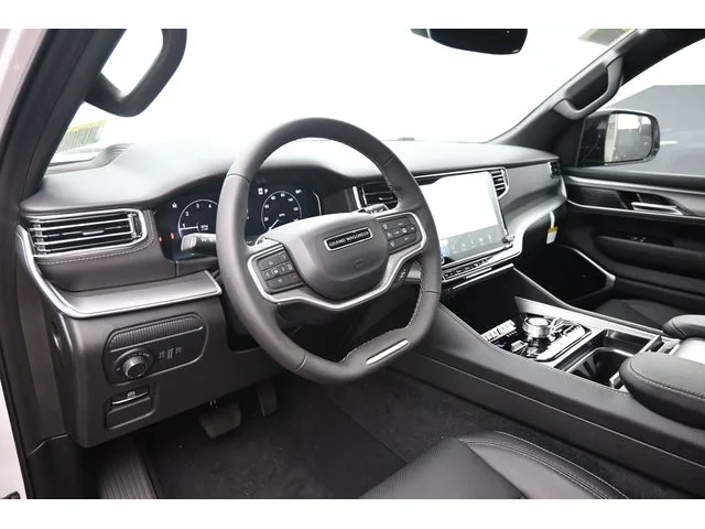 Nuevos JEEP GRAND WAGONEER à Estados chez autogozo