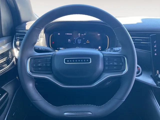 SEMINUEVOS JEEP Wagoneer a Estados en autogozo