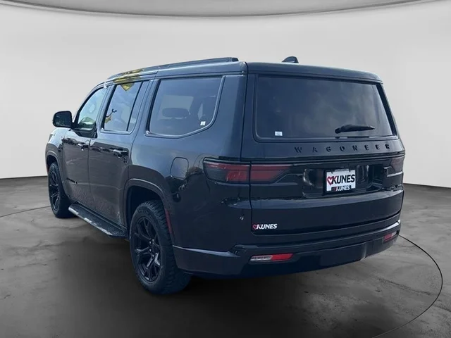 SEMINUEVOS JEEP Wagoneer a Estados en autogozo
