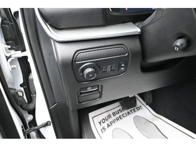 SEMINUEVOS JEEP Wagoneer a Estados en autogozo