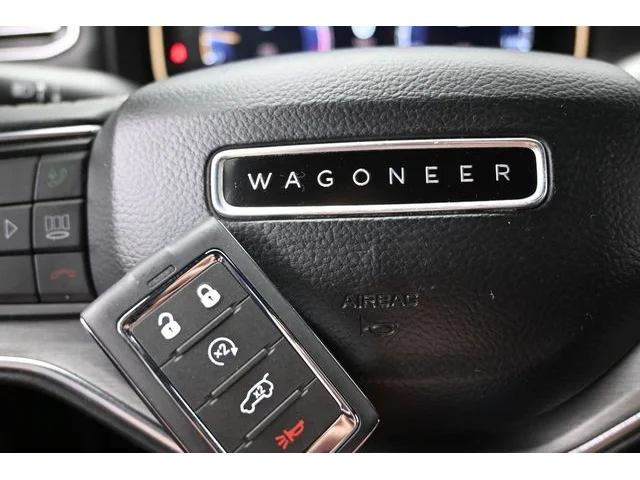 SEMINUEVOS JEEP Wagoneer a Estados en autogozo