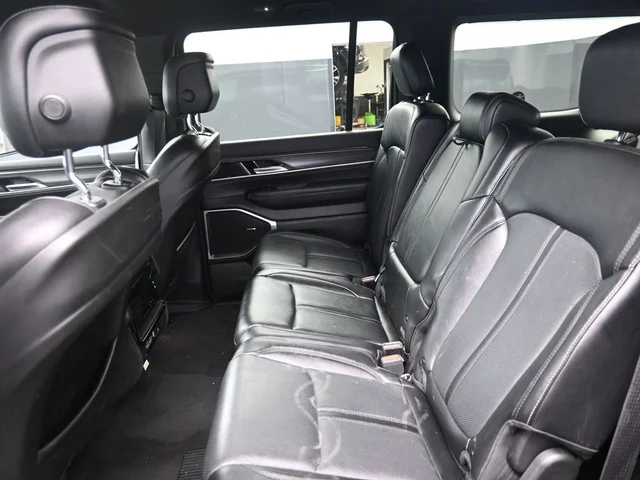 SEMINUEVOS JEEP Wagoneer a Estados en autogozo