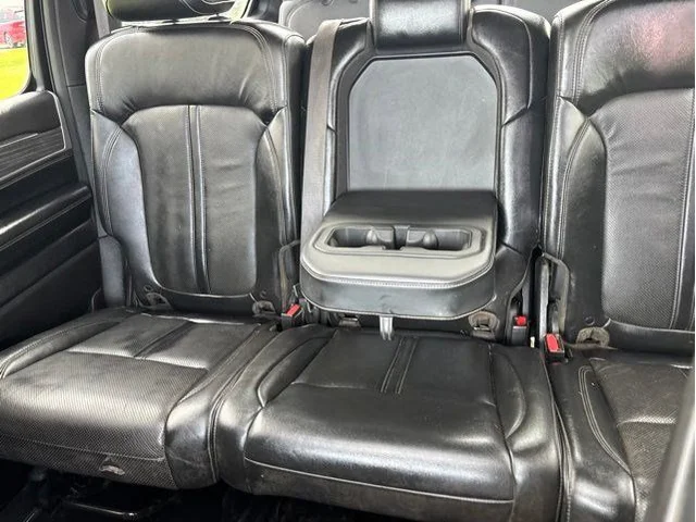 SEMINUEVOS JEEP Wagoneer a Estados en autogozo