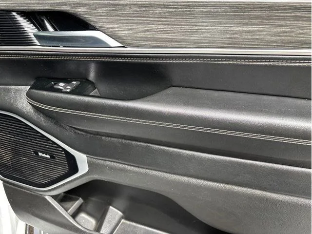 SEMINUEVOS JEEP Wagoneer a Estados en autogozo