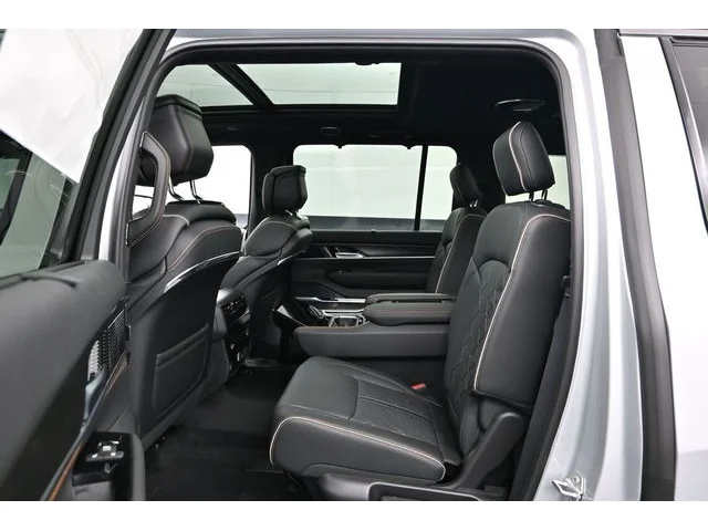 Nuevos JEEP GRAND WAGONEER à Estados chez autogozo