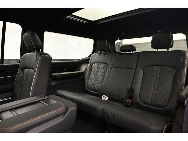Nuevos JEEP GRAND WAGONEER à Estados chez autogozo