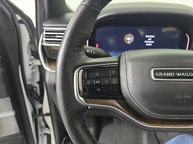 SEMINUEVOS JEEP Grand Wagoneer a Estados en autogozo