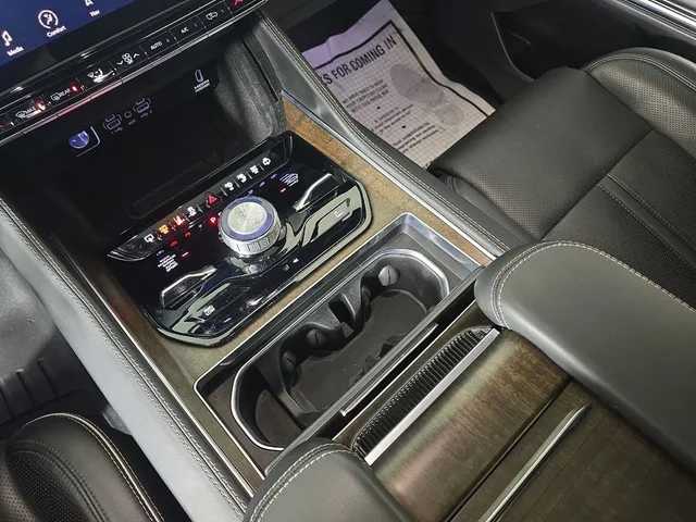 SEMINUEVOS JEEP Grand Wagoneer a Estados en autogozo