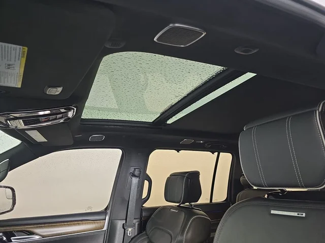 SEMINUEVOS JEEP Grand Wagoneer a Estados en autogozo