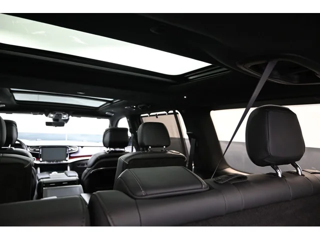 SEMINUEVOS JEEP Grand Wagoneer a Estados en autogozo