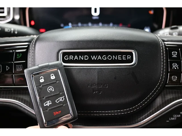 SEMINUEVOS JEEP Grand Wagoneer a Estados en autogozo