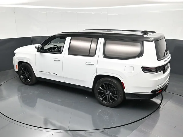 SEMINUEVOS JEEP Grand Wagoneer a Estados en autogozo