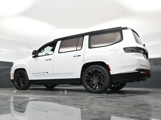 SEMINUEVOS JEEP Grand Wagoneer a Estados en autogozo