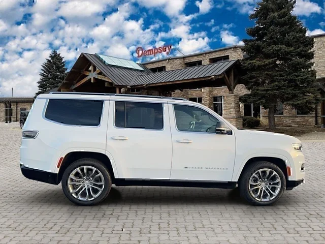 Nuevos JEEP GRAND WAGONEER à Estados chez autogozo