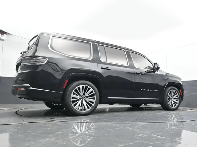SEMINUEVOS JEEP Grand Wagoneer a Estados en autogozo