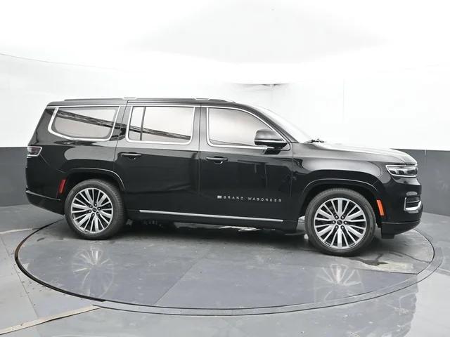 SEMINUEVOS JEEP Grand Wagoneer a Estados en autogozo
