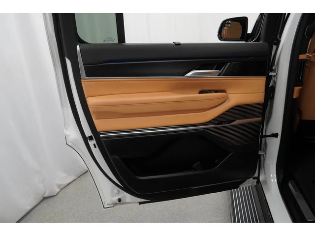 SEMINUEVOS JEEP Grand Wagoneer a Estados en autogozo