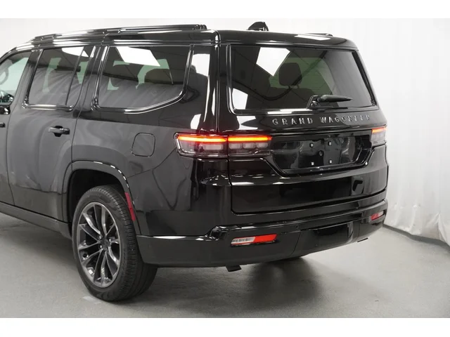 SEMINUEVOS JEEP Grand Wagoneer a Estados en autogozo