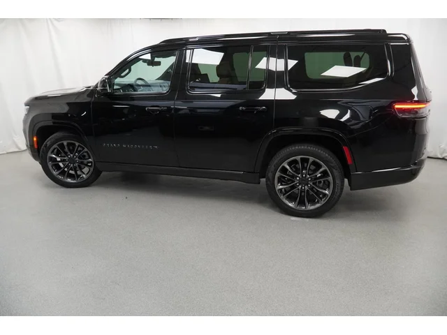 SEMINUEVOS JEEP Grand Wagoneer a Estados en autogozo
