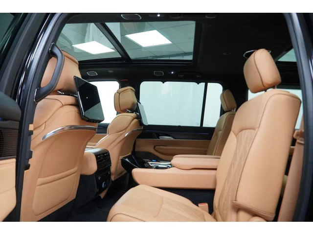 SEMINUEVOS JEEP Grand Wagoneer a Estados en autogozo