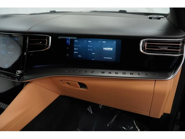 SEMINUEVOS JEEP Grand Wagoneer a Estados en autogozo