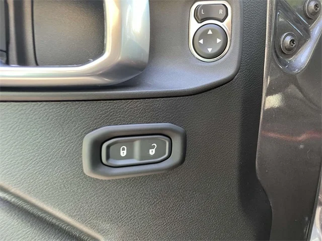SEMINUEVOS JEEP Gladiator a Huntersville en Huntersville Ford