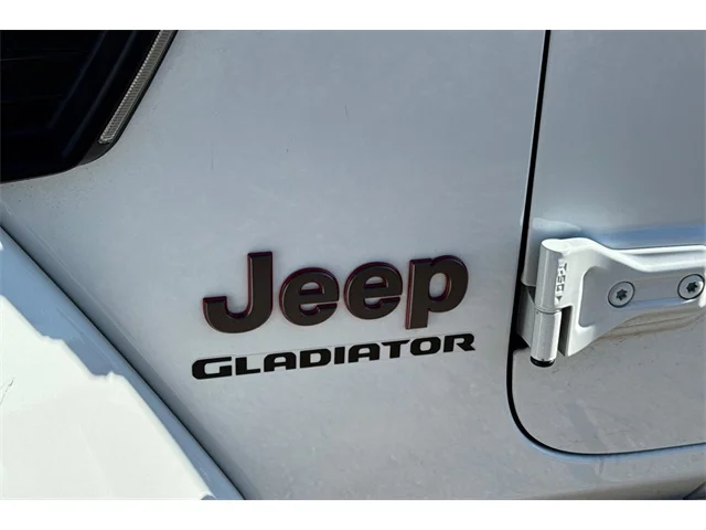 SEMINUEVOS JEEP Gladiator at ELK GROVE in Elk Grove Buick GMC