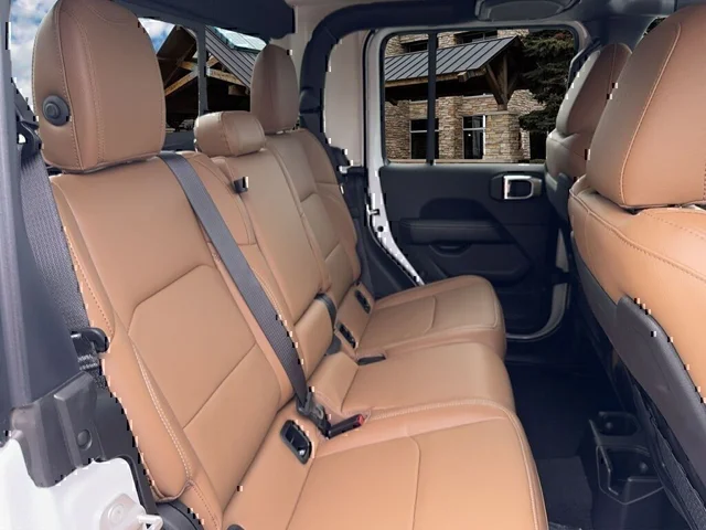 Nuevos JEEP GLADIATOR à Estados chez autogozo