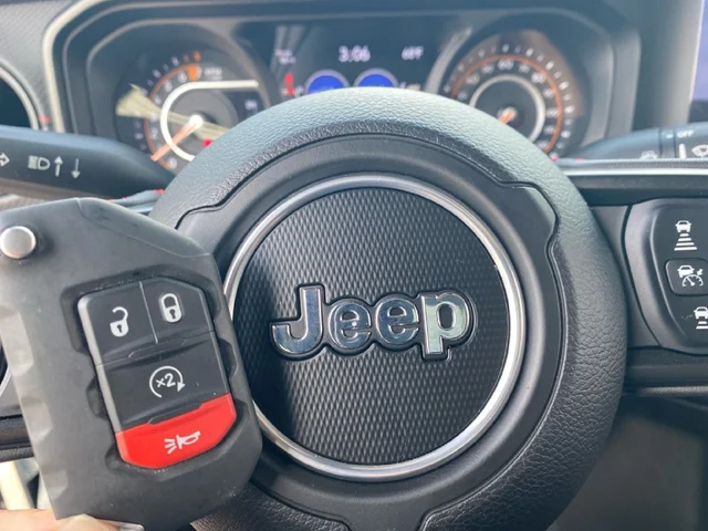 SEMINUEVOS JEEP Gladiator a Estados en autogozo