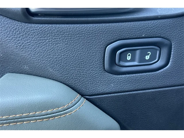 SEMINUEVOS JEEP Gladiator at ELK GROVE in Elk Grove Buick GMC