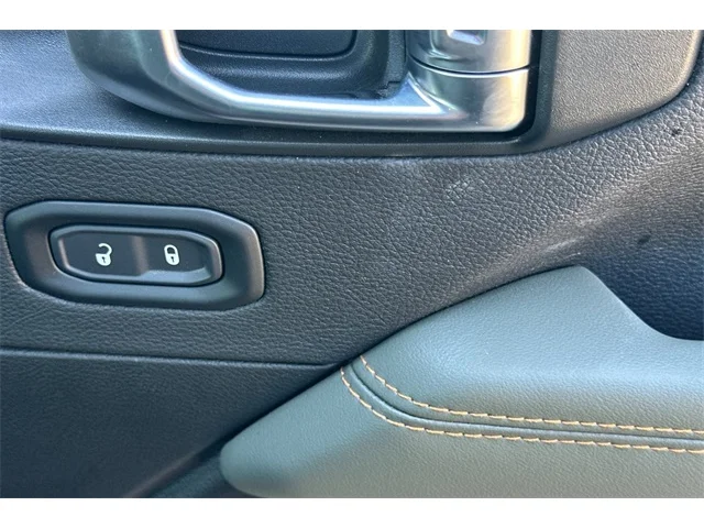 SEMINUEVOS JEEP Gladiator at ELK GROVE in Elk Grove Buick GMC